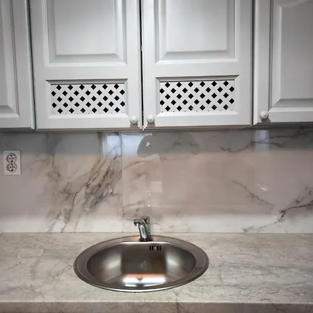 Daire Stan Na Dan - Lara *